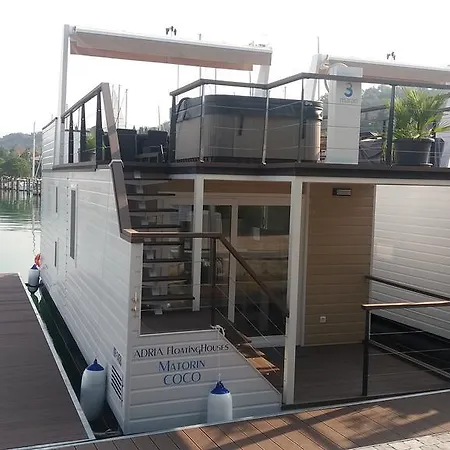 Floating House Bamboo Apartamento Portoroz